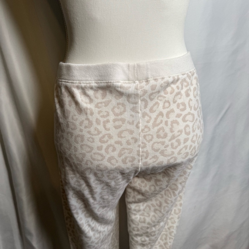 Old Navy Thermal Leggings Snow Leopard Animal Print Pajama Pants L - Picture 9 of 16